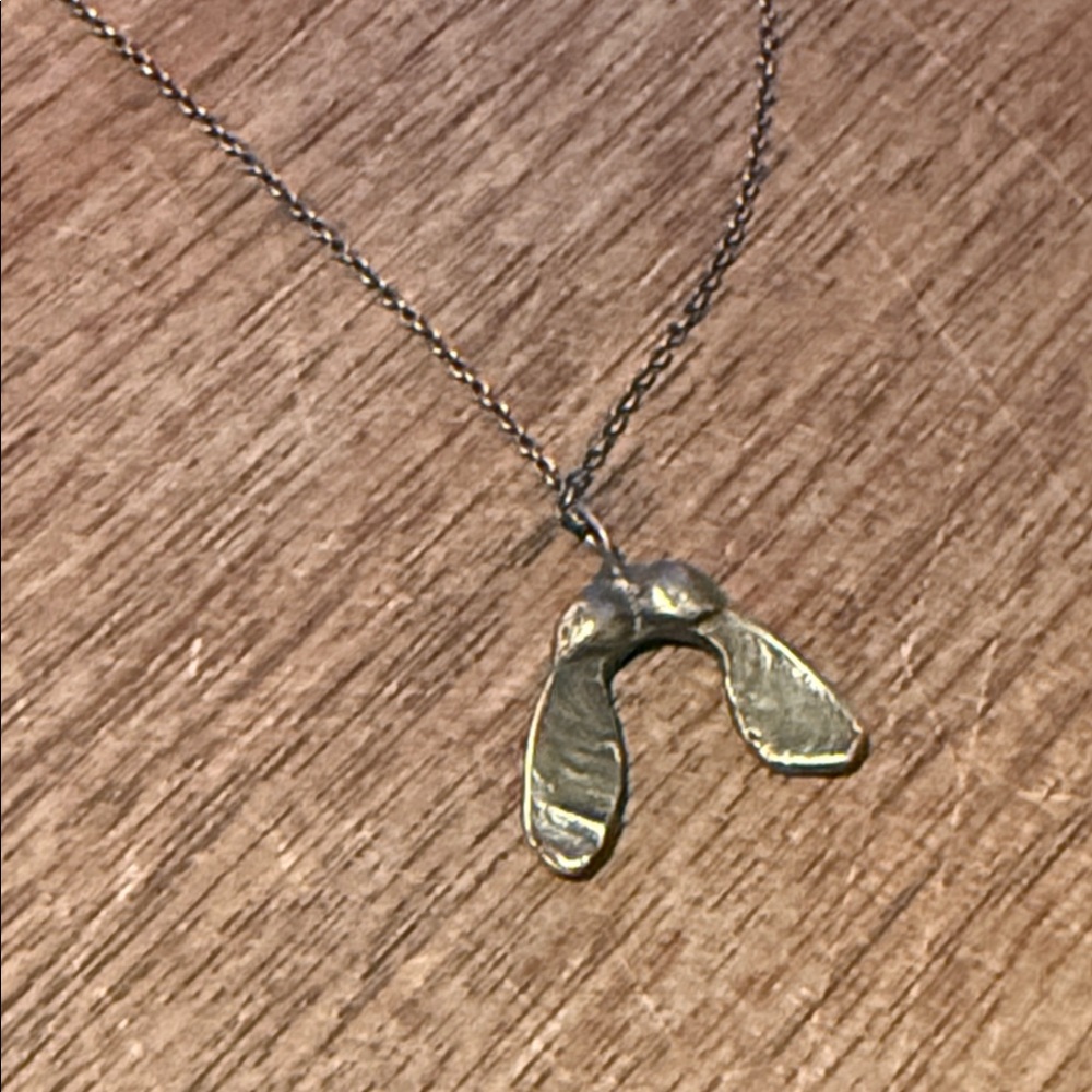 SILVER MAPLE SEED Necklace - Picture 3 of 5
